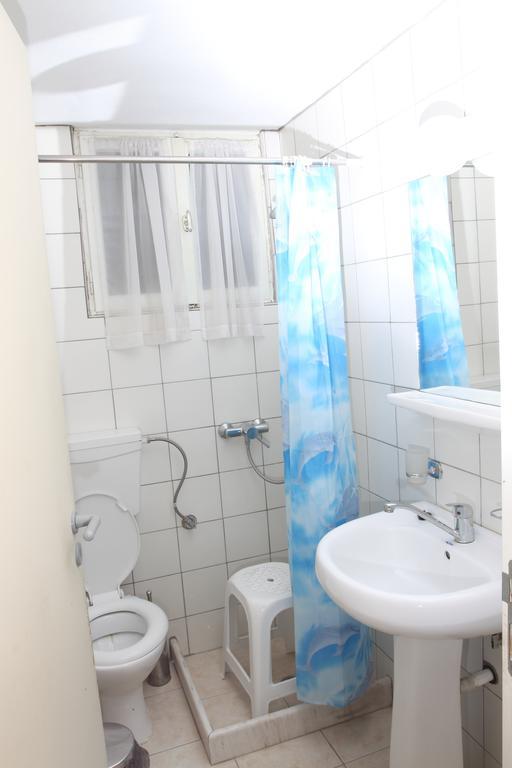 Karampela Rooms Λουτρά Αιδηψού Δωμάτιο φωτογραφία